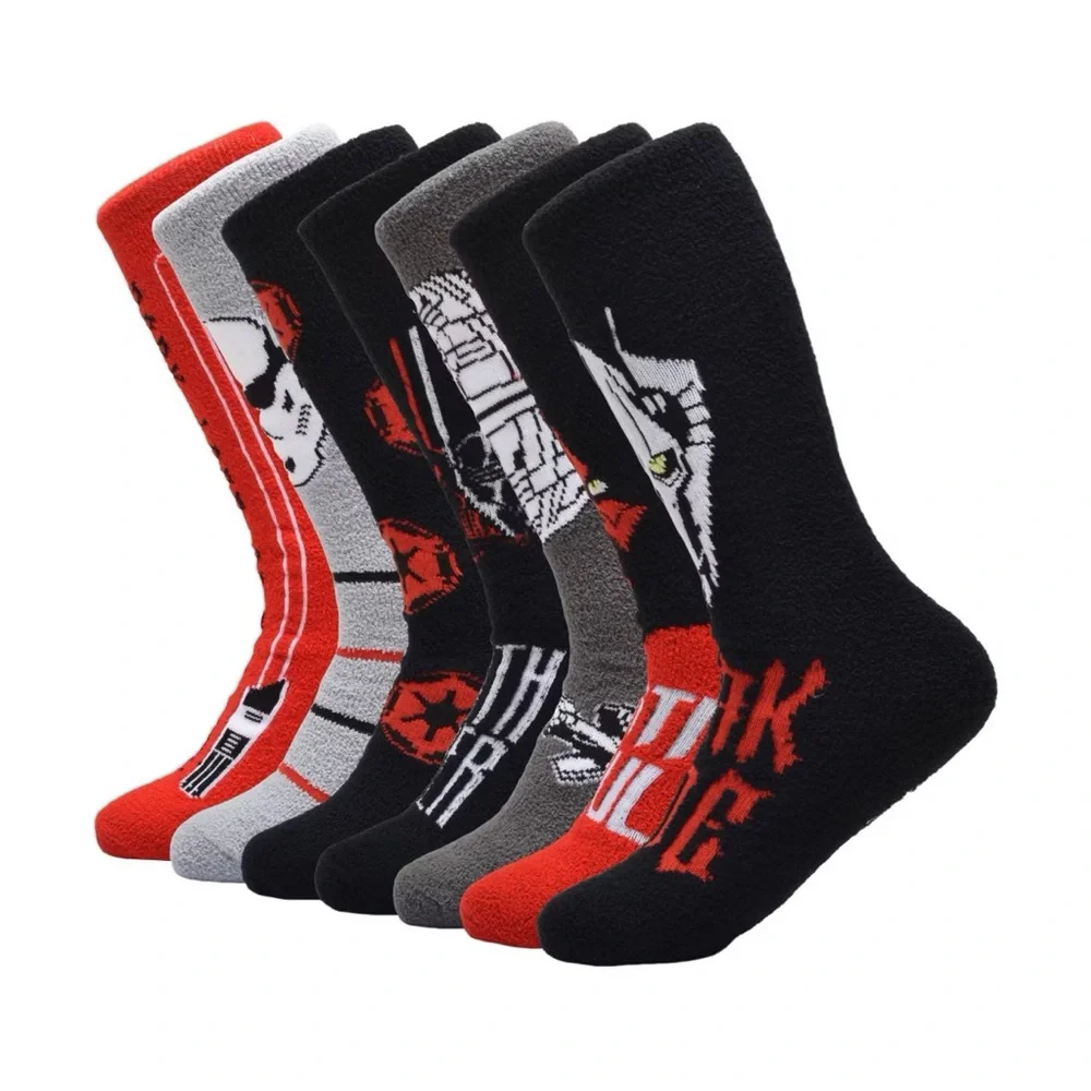 Men's nwt Star Wars Cozy Socks - Red 6-12